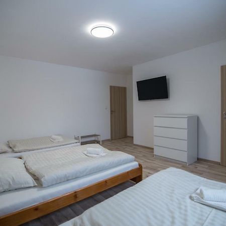 Apartment Sarka Hostka  ภายนอก รูปภาพ