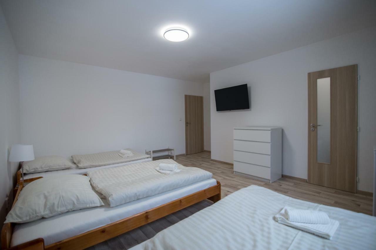 Apartment Sarka Hostka  ภายนอก รูปภาพ